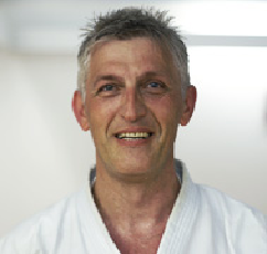 Franjo Grebenar, Dojoleiter des Karate Do Oberwil